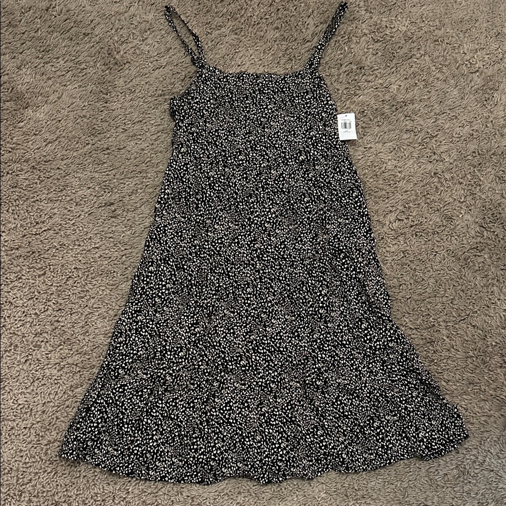 Old Navy Black and White Floral Midi Dress